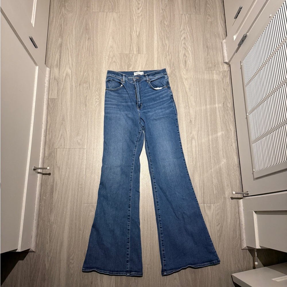 Abercrombie & Fitch Ultra High-Rise Flare Jeans in Classic Blue Longs